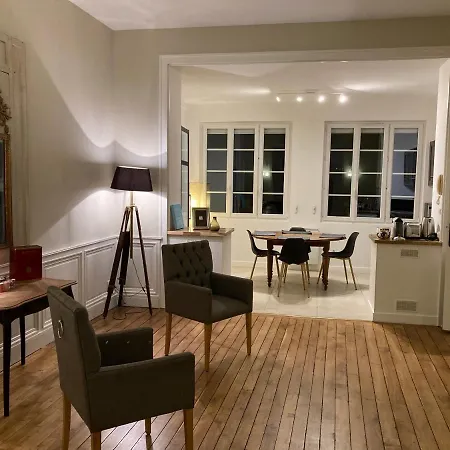 Golf & Rempart Apartment Angouleme Exterior photo
