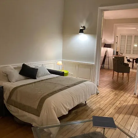 Golf & Rempart Apartment Angouleme Exterior photo